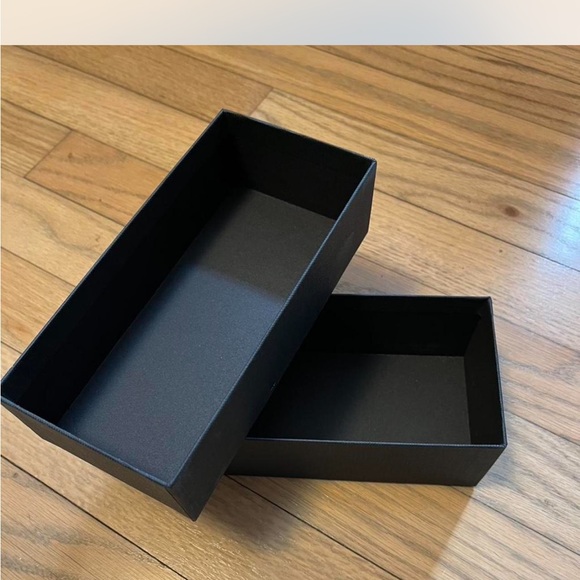 Persol Black Sunglasses Box - Picture 2 of 2